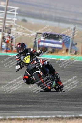 media/Jun-04-2022-WERA (Sat) [[b852bbbd55]]/Practice Races/5-750cc and up novices/